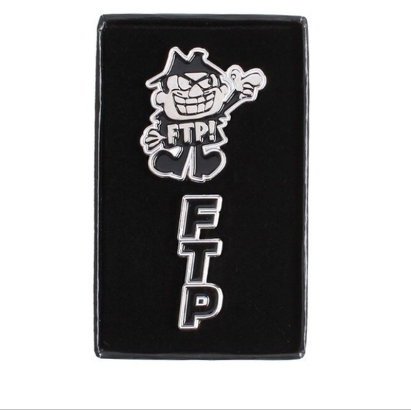 FTP FUCKTHEPOPULATION BORIS DOUBLE PIN SET MINT RARE - Picture 2 of 3